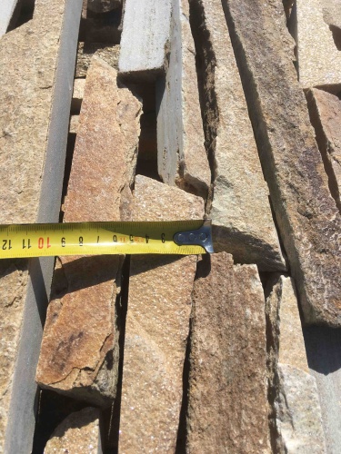 Горбушка златолит золотистый для облицовки купить в Краснотурьинске