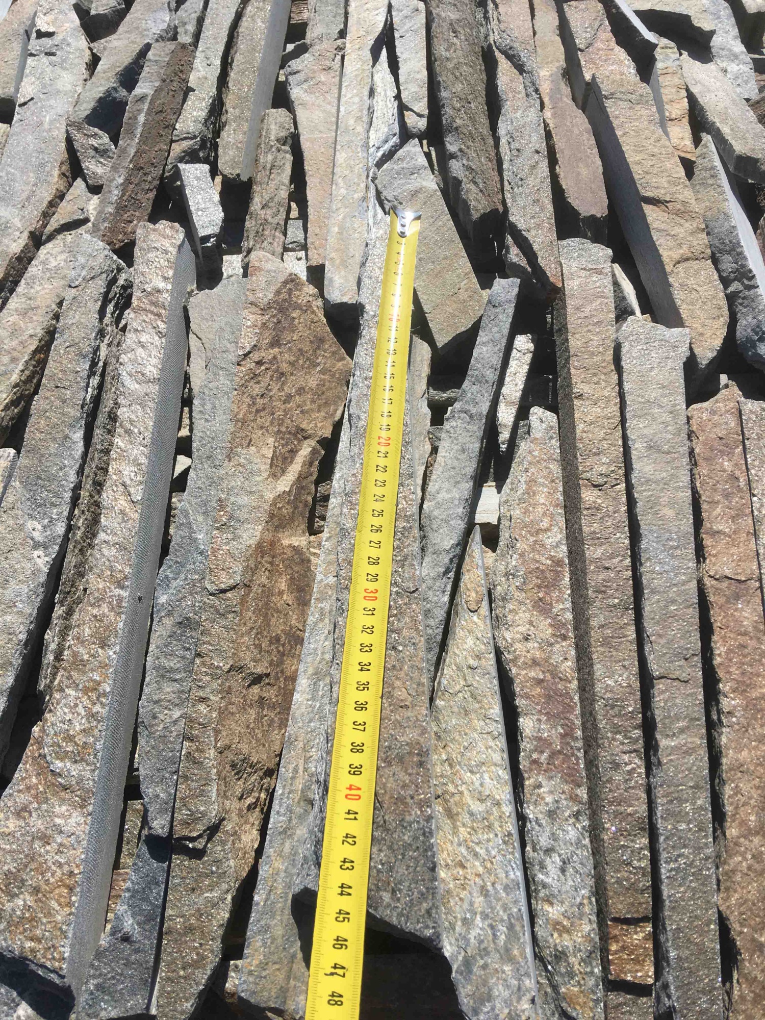 Горбушка златолит мультиколор для облицовки купить в Краснотурьинске