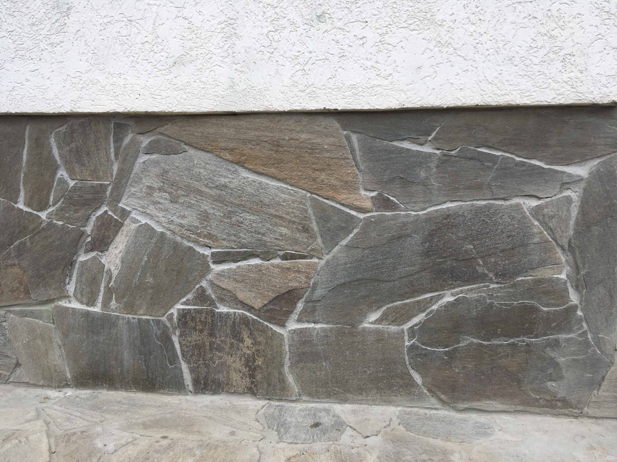 Плитняк златолит Уральский  для фасада купить в Краснотурьинске