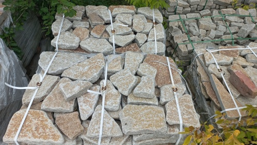 Гранитный плитняк галтованный для парковки купить в Краснотурьинске