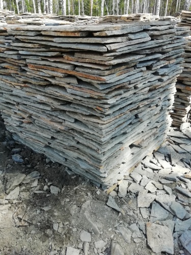 Плитняк златолит Уральский для цоколя, отмостки купить в Краснотурьинске