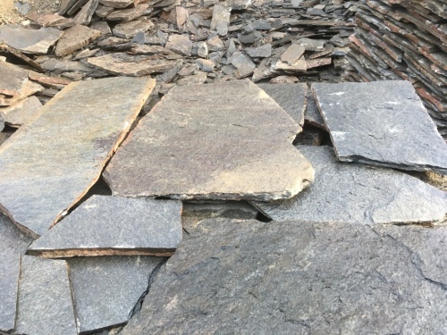 Серицит для лестницы, ступеней купить в Краснотурьинске