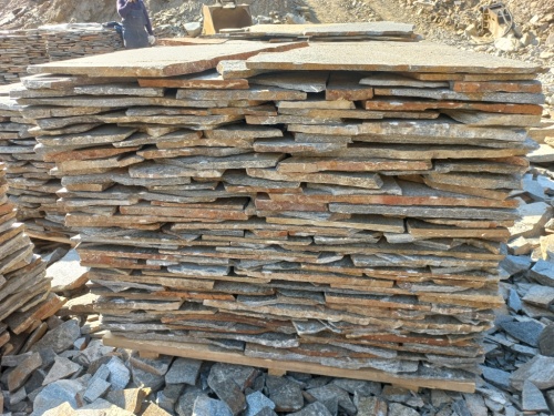 Плитняк серицит облицовочный 10-20мм купить в Краснотурьинске