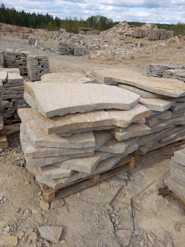 плиты для пошаговых дорожек